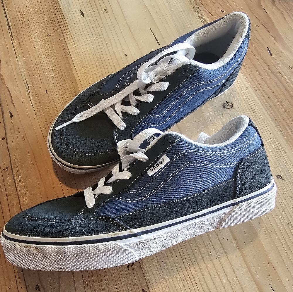 Vans, Blue, Youth size 5